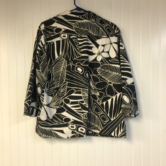 Chico's Black and White Leaf Print Jacket Button Closure Tropical Size 3 XL - Picture 4 of 4